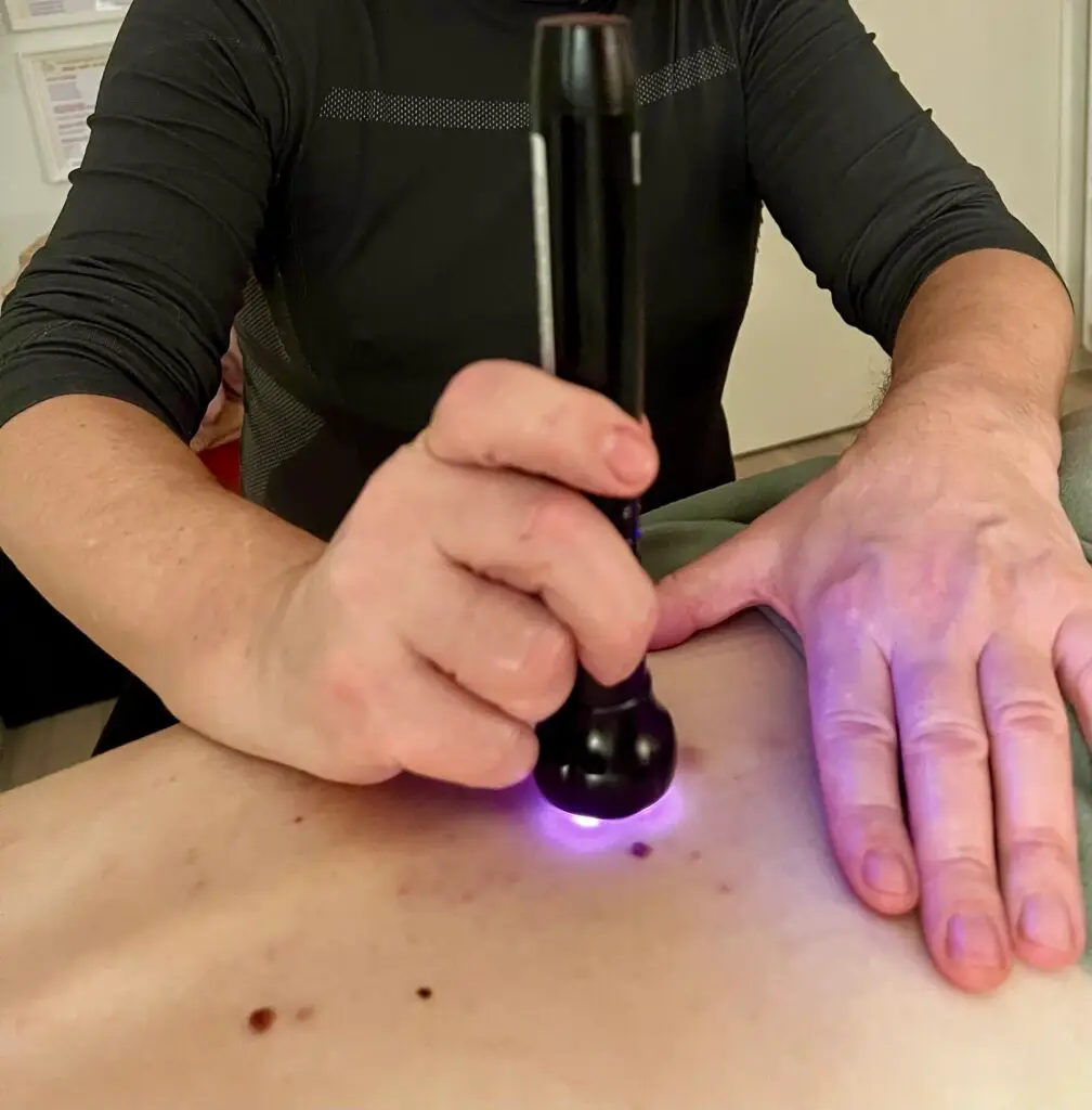 Powerlaser er et supplement i muskelterapi fx til triggerpunkter